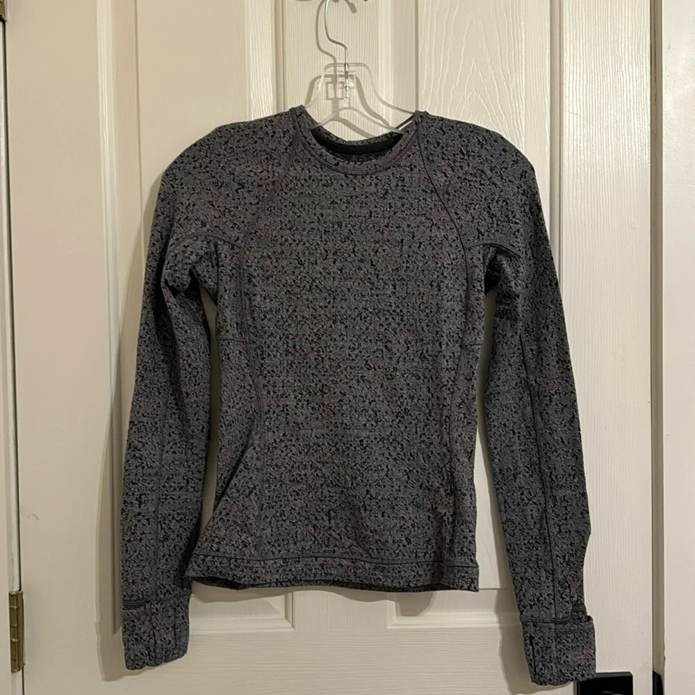 Lululemon pullover - Picture 1 of 5